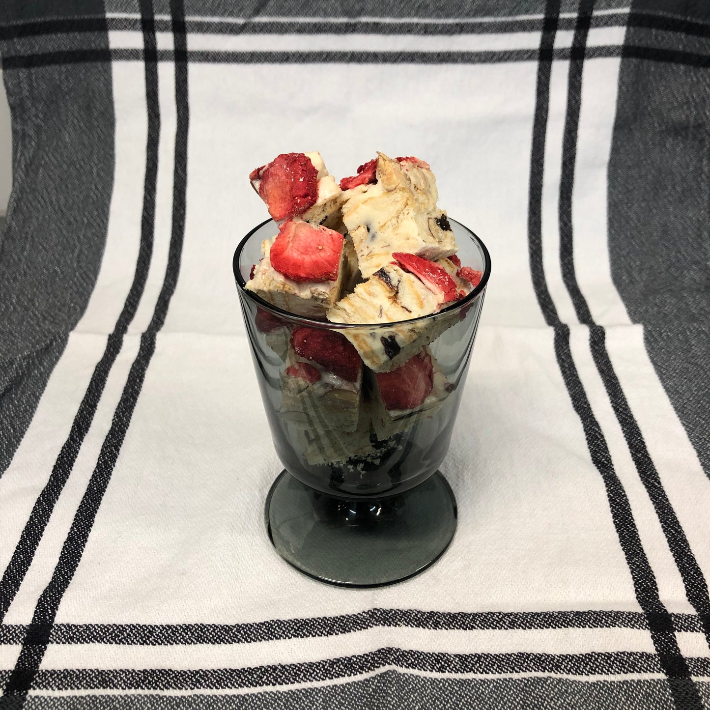 雪花酥 (雪Q餅)系列 Snowflake Nougat series +可選擇店內自取 Instore Pickup/貨運宅配 UPS Express