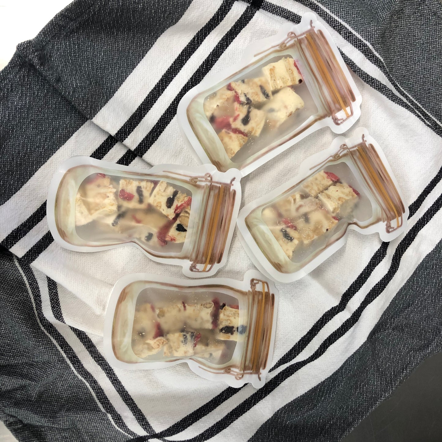 雪花酥 (雪Q餅)系列 Snowflake Nougat series +可選擇店內自取 Instore Pickup/貨運宅配 UPS Express