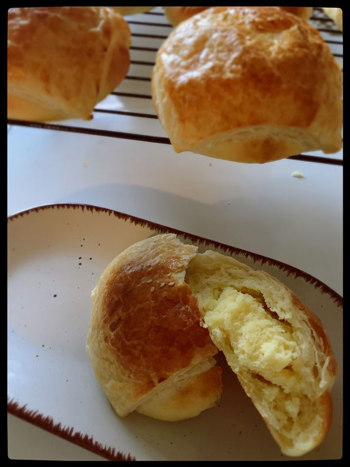 起酥系列 Flaky series 大包裝一組6顆 (1 Big Packung mit 6 Stk) 可選擇店內自取 Instore Pickup/貨運宅配 UPS Express